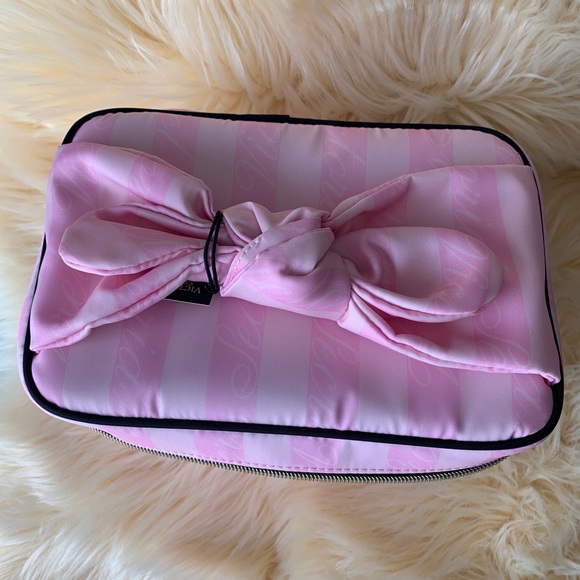 Victoria’s Secret Signature Striped Carry Case - Picture 2 of 12